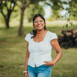 Stephanie Ponnan - Pauline